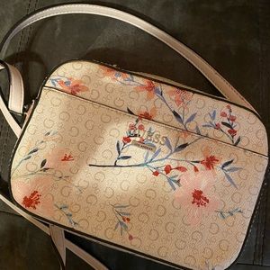 Guess Purse Shoulder Bag